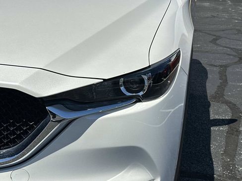 Certified 2021 MAZDA CX-5 Touring AWD/4WD image 9