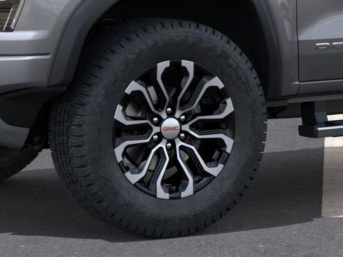 New 2026 GMC Canyon Denali AWD/4WD image 10