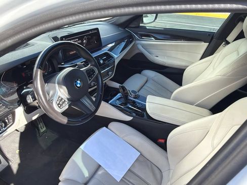 Used 2023 BMW 540i w/ M Sport Package RWD image 6