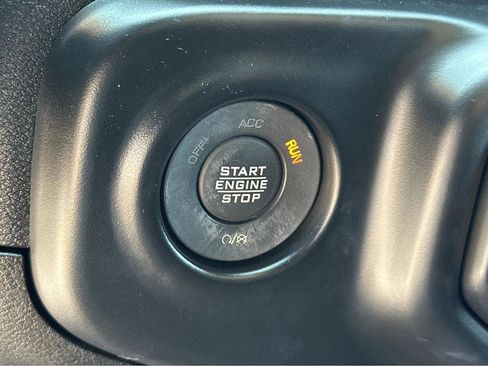 Used 2021 Jeep Wrangler Unlimited Rubicon 4xe w/ Dual Top Group image 24