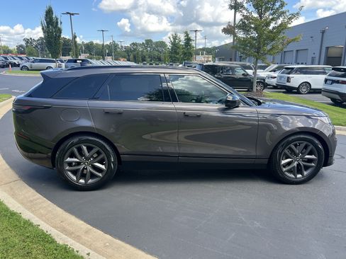 Used 2026 Land Rover Range Rover Velar Dynamic SE AWD/4WD image 8