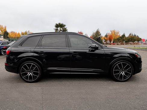 Used 2021 Audi Q7 3.0T Prestige w/ Prestige Package image 18