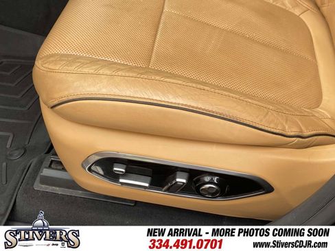 Used 2023 Jeep Grand Cherokee Summit AWD/4WD image 21