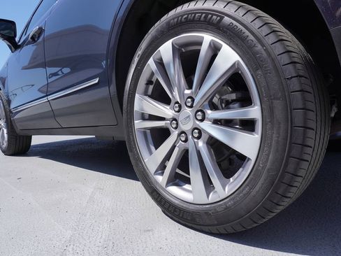 Used 2025 Cadillac XT5 Premium Luxury image 6