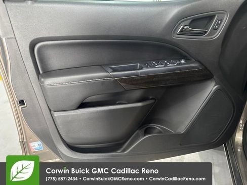 Used 2016 GMC Canyon SLT w/ Driver Alert Package AWD/4WD image 10