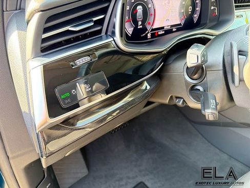 Used 2020 Audi Q8 Prestige w/ Prestige Package AWD/4WD image 11