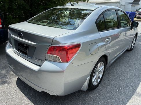 Used 2014 Subaru Impreza 2.0i Premium w/ All-Weather Package w/CVT AWD/4WD image 4
