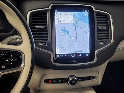 Certified 2024 Volvo XC90 B5 Core image 26