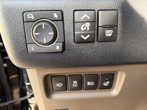 Certified 2023 Lexus GX 460 Premium w/ Premium Package AWD/4WD image 15