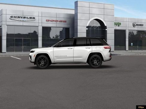 New 2026 Jeep Grand Cherokee Summit AWD/4WD image 3
