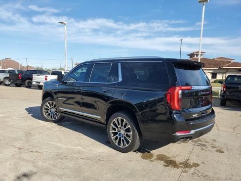 New 2026 GMC Yukon Denali w/ Denali Reserve Package RWD image 5