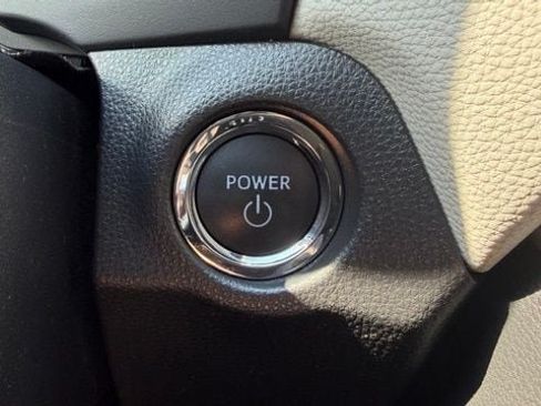 Used 2025 Toyota RAV4 XLE w/ Weather Package AWD/4WD image 26