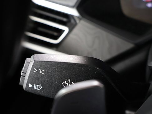 Used 2022 BMW X7 M50i image 48