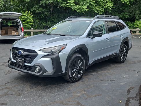 Used 2023 Subaru Outback Onyx Edition AWD/4WD image 23