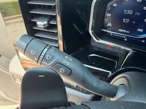 Used 2024 Chevrolet Silverado 1500 LT w/ Z71 Off-Road Package AWD/4WD image 29