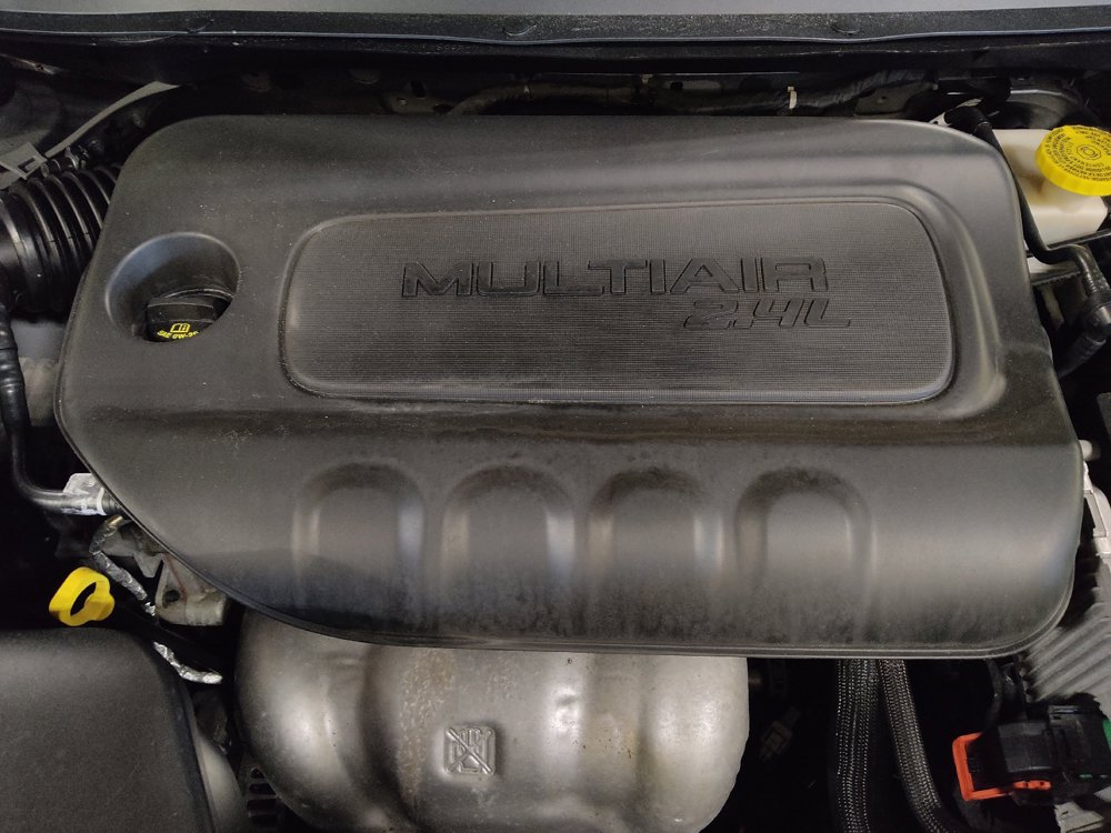 Used 2019 Jeep Cherokee Limited FWD image 30