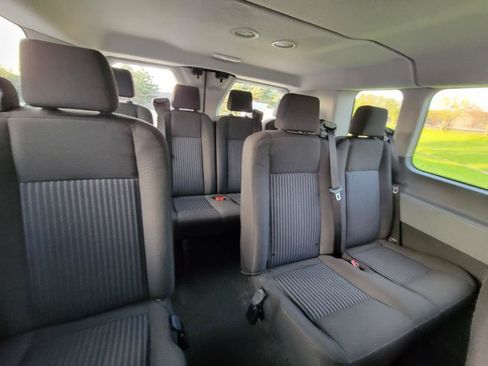 Used 2018 Ford Transit 350 XL RWD image 42