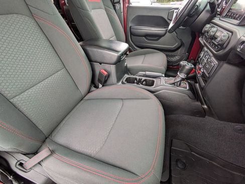 Used 2021 Jeep Wrangler Unlimited Rubicon AWD/4WD image 31