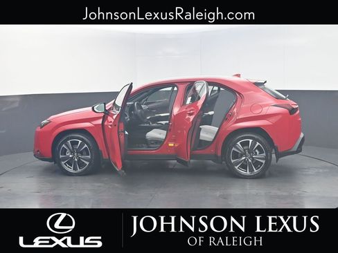 New 2025 Lexus UX 300h FWD image 28