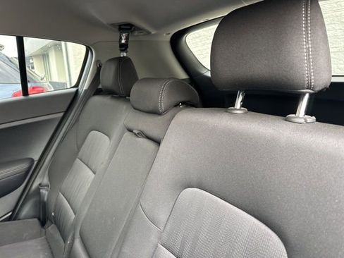 Used 2022 Kia Sportage LX image 10