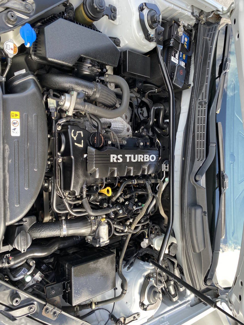 Used 2013 Hyundai Genesis 2.0T RWD image 28