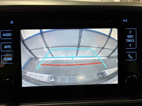 Used 2019 Toyota Tacoma TRD Off-Road image 23