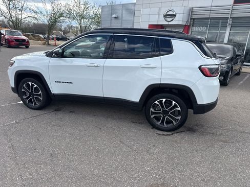 Used 2023 Jeep Compass Limited image 8