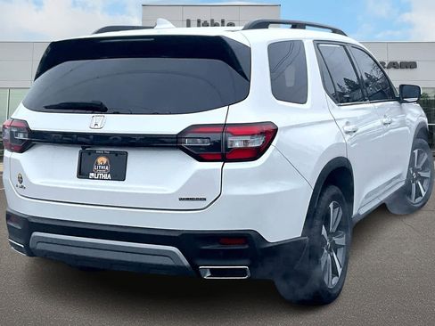 Used 2023 Honda Pilot Touring image 23