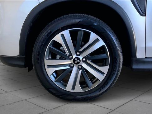 Used 2024 Mitsubishi Outlander Sport ES image 10