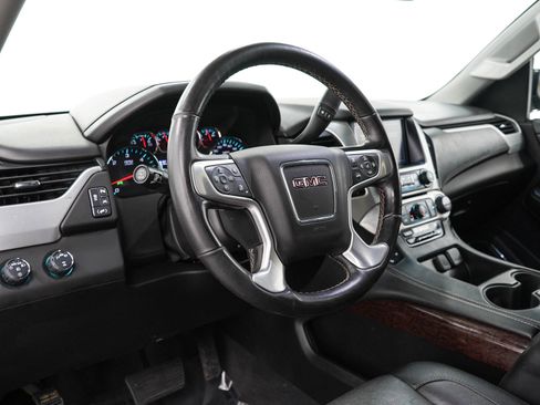 Used 2019 GMC Yukon XL SLT AWD/4WD image 28