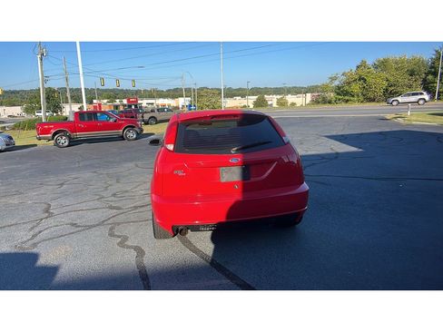 Used 2004 Ford Focus SVT image 18