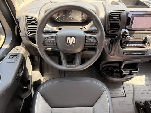 Used 2026 RAM ProMaster 2500 w/ Convenience Group FWD image 28