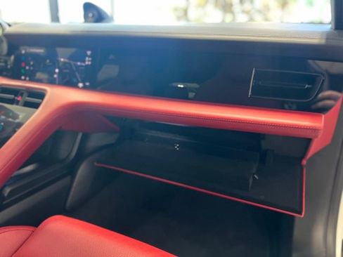 Used 2021 Porsche Taycan 4S image 32