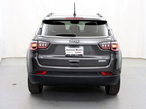 Used 2022 Jeep Compass Latitude w/ Convenience Group FWD image 7