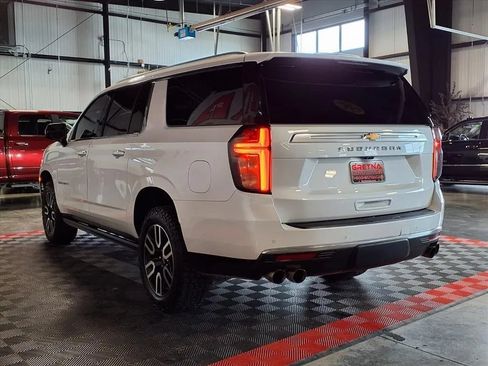 Used 2021 Chevrolet Suburban High Country AWD/4WD image 4