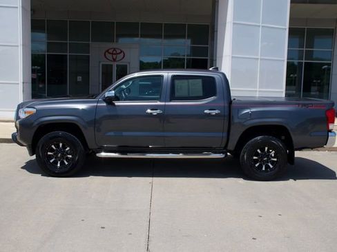 Used 2023 Toyota Tacoma SR AWD/4WD image 2