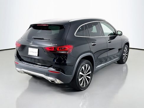 Used 2022 Mercedes-Benz GLA 250 4MATIC image 9