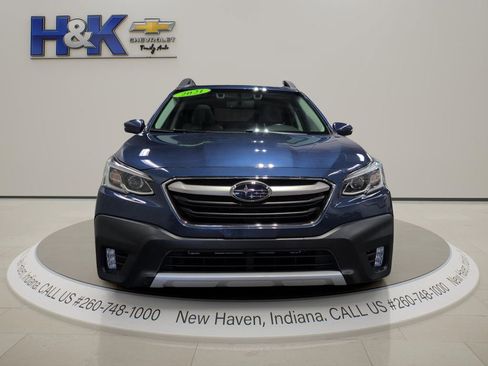 Used 2021 Subaru Outback Limited w/ Popular Package #2 AWD/4WD image 2