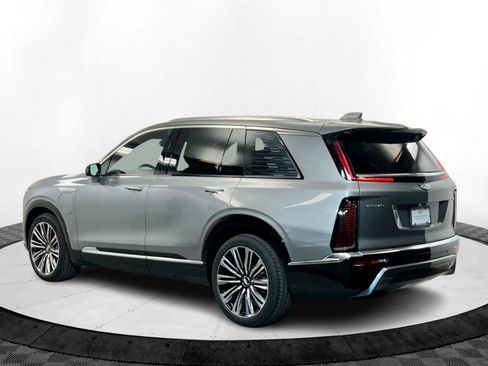 New 2026 Cadillac Vistiq Premium Luxury w/ LPO, Floor Liner Package image 3