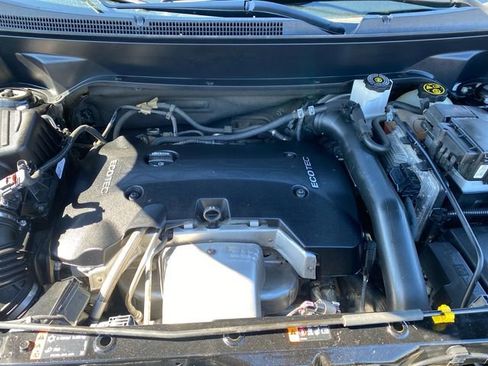Used 2018 Chevrolet Equinox LT image 19