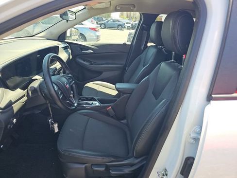 Used 2025 Buick Encore GX Preferred FWD image 6