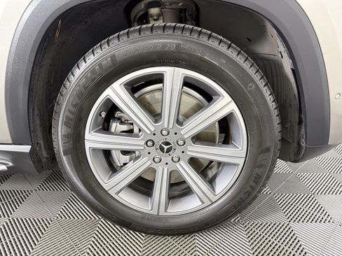 Used 2020 Mercedes-Benz GLS 450 4MATIC image 10