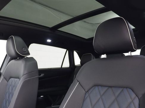 New 2026 Volkswagen Atlas Cross Sport SEL Premium R-Line AWD/4WD image 14