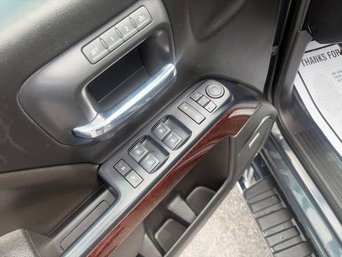 Used 2018 GMC Sierra 1500 SLT AWD/4WD image 12