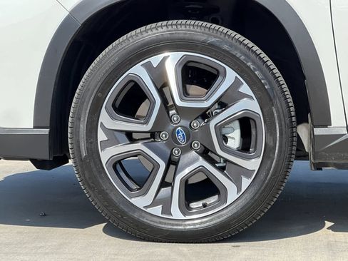 Used 2024 Subaru Ascent Touring image 29