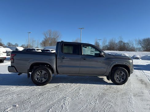 New 2026 Nissan Frontier SV image 4