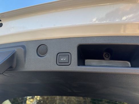 New 2026 GMC Terrain AT4 w/ Convenience Package III image 45