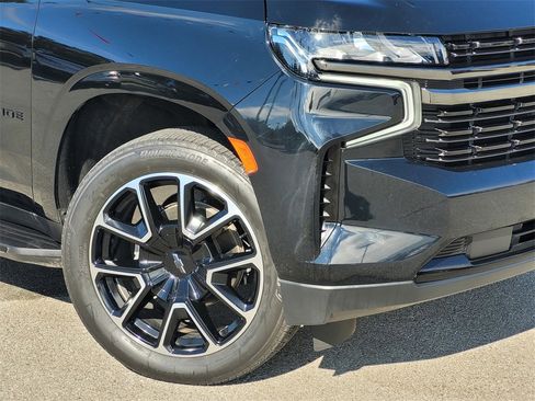 Used 2021 Chevrolet Tahoe RST image 9