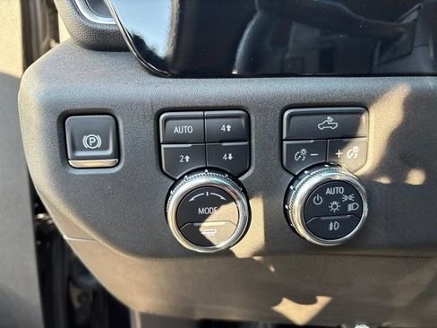 Used 2025 GMC Sierra 1500 Elevation AWD/4WD image 15