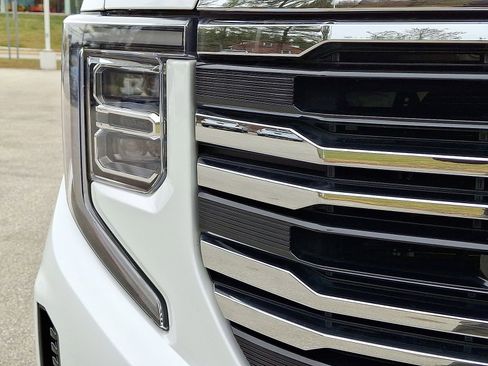 Certified 2022 GMC Sierra 1500 SLT w/ SLT Premium Plus Package image 28